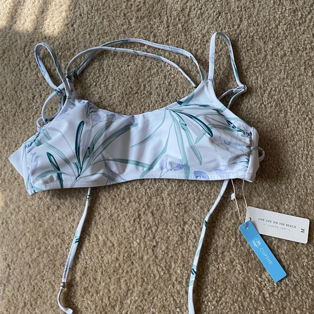 NWT Cupshe Bikini Top